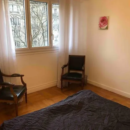 Grand Proche Metro Apartamento París